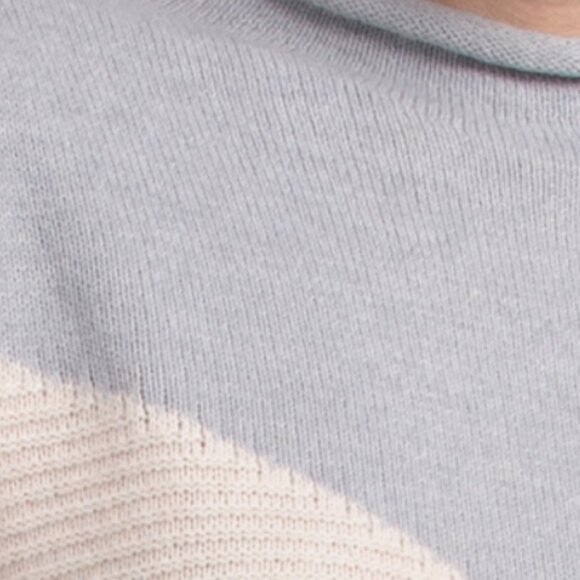 CHLOE & JASMINE Color Blocked Directional Ribbed Pull Over Sweater - Picture 4 of 4